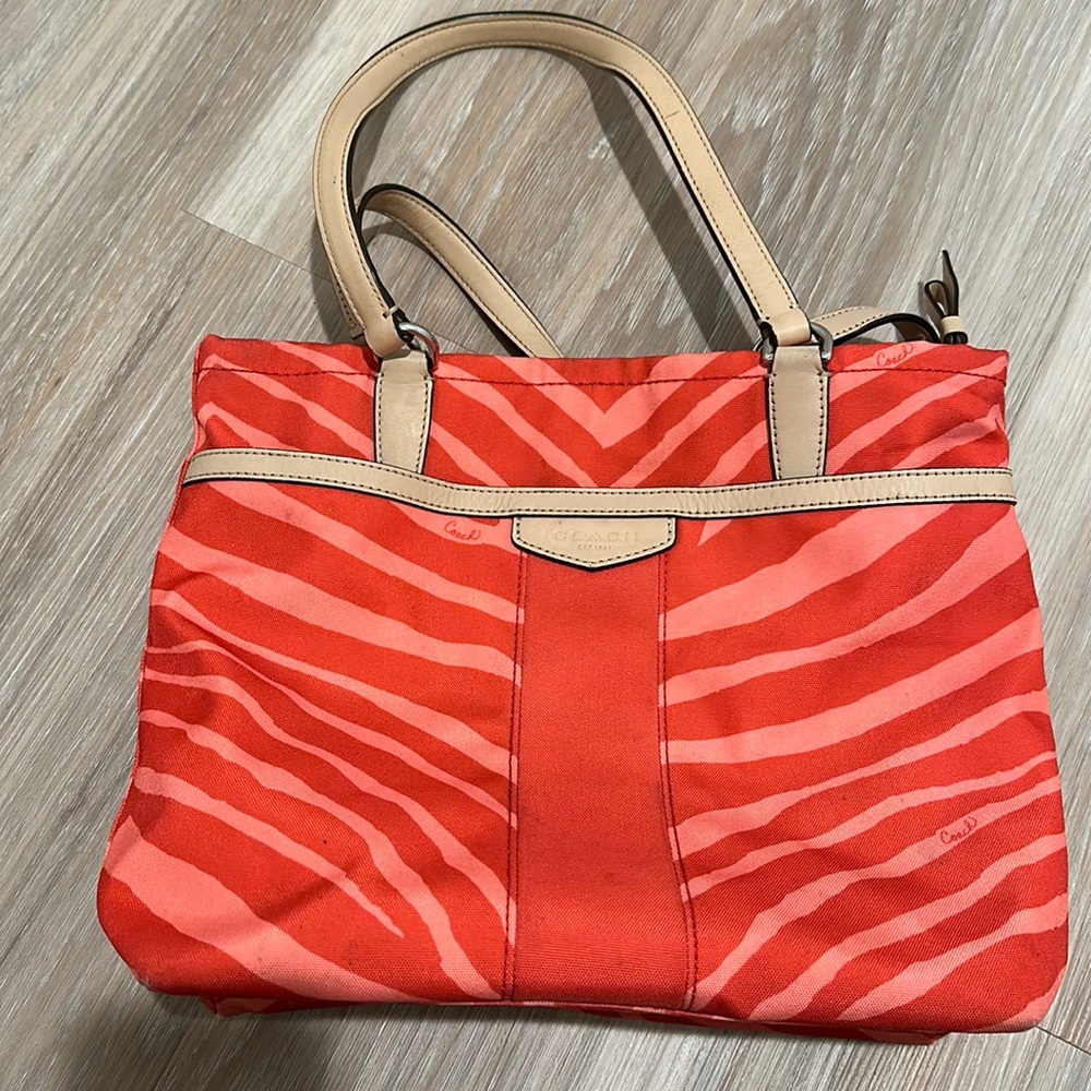 Women’s coach purse